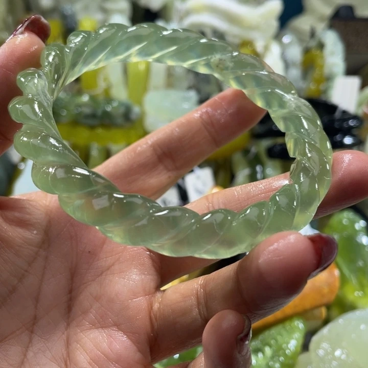 岫玉未镶嵌手镯63.64