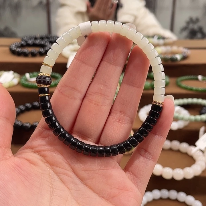 和田玉未镶嵌手链