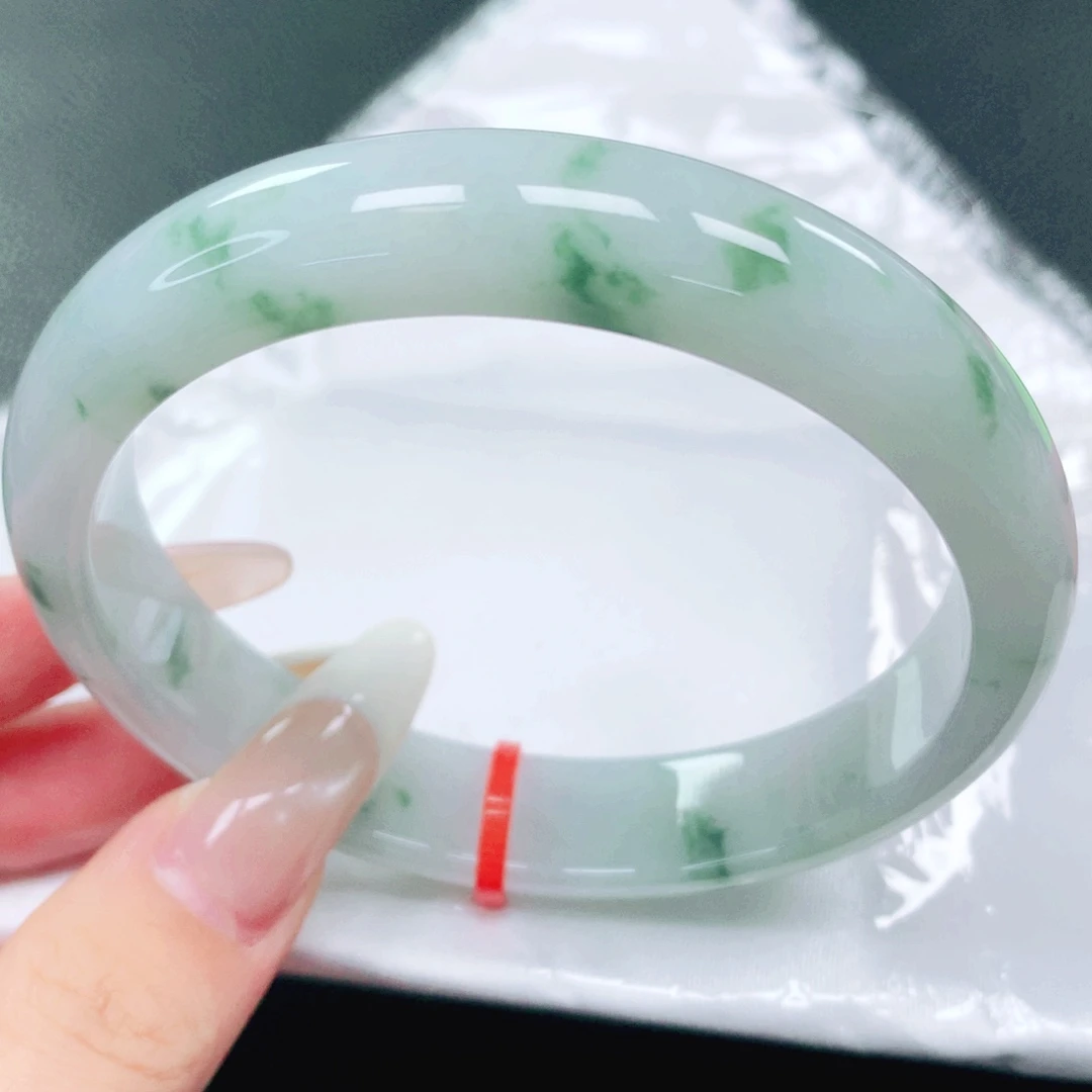 翡翠未镶嵌手镯63