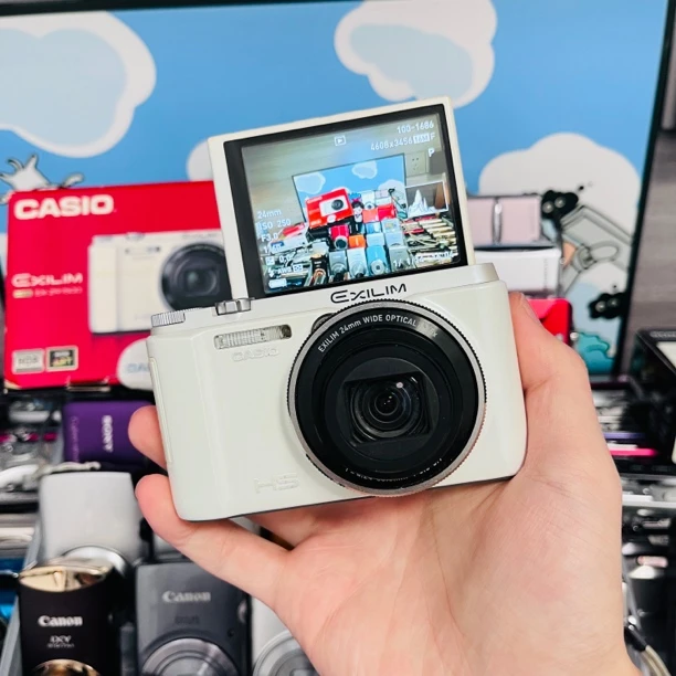 8新 Casio/卡西欧 zr1500原盒翻转屏屏幕有贴膜 12.5倍长焦高像素
