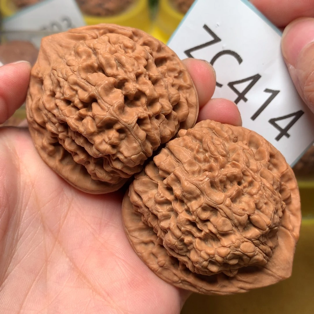 文玩核桃把件麒麟官帽49