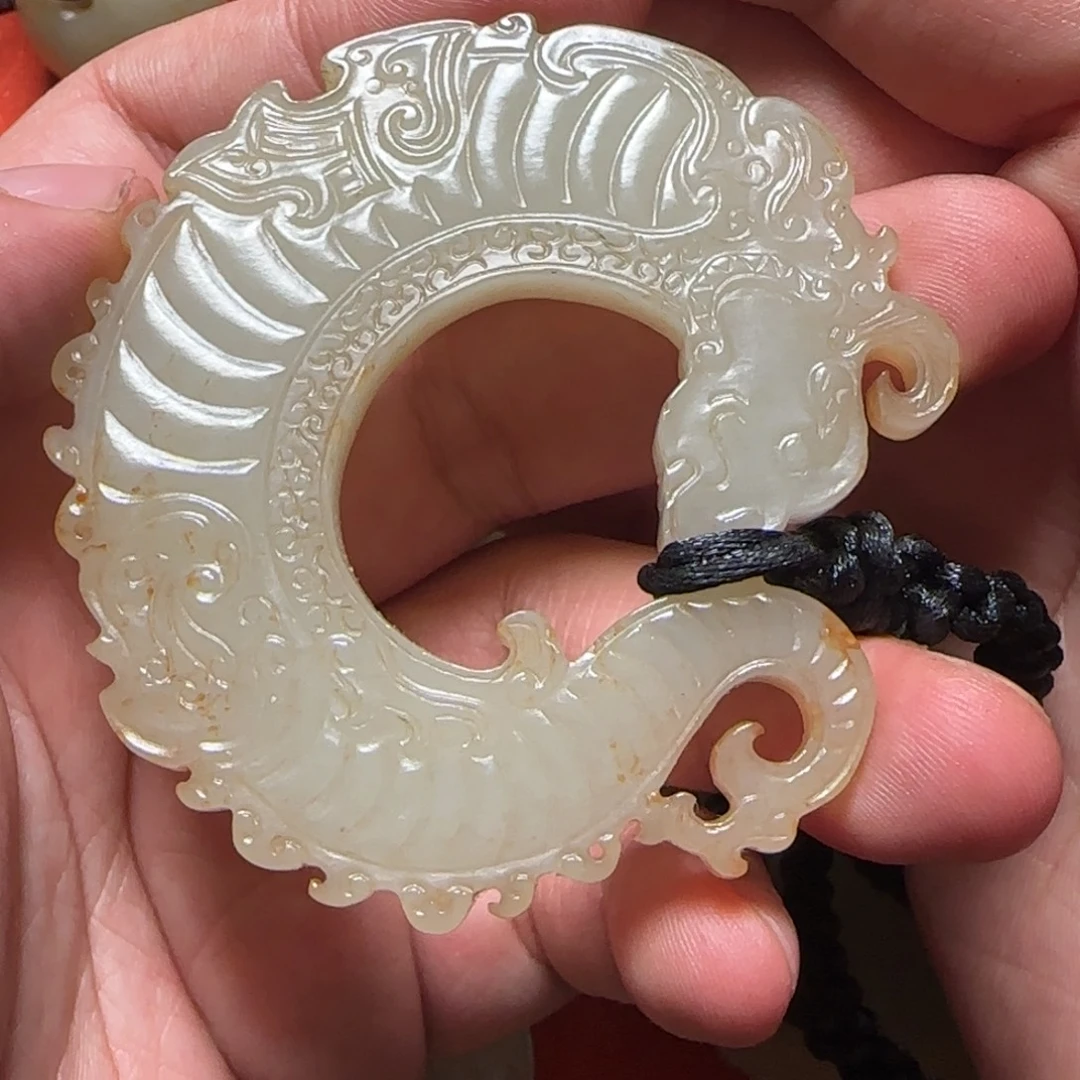 晨***钟和田玉未镶嵌挂件