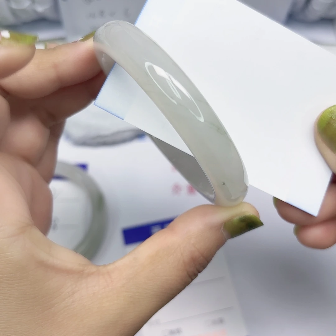 石英质玉未镶嵌手镯43/58