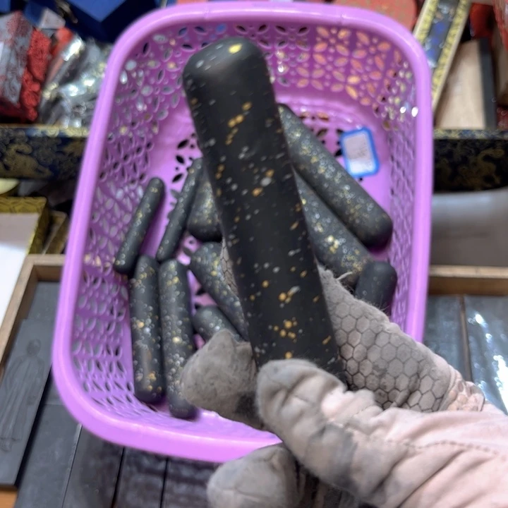 翎***越哈哈哈哈哈刚刚1条