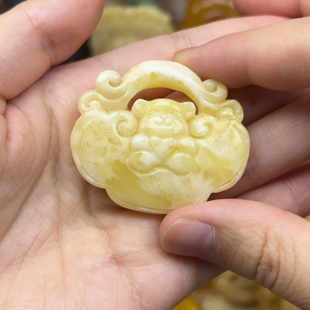 未镶嵌蜜蜡裸石蜜蜡吊坠打孔不退换