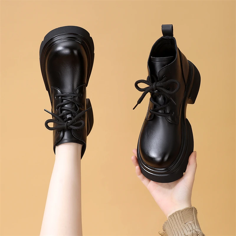 爆款厚底马丁靴女英伦风2025年秋季新款百搭增高黑色短靴小个子