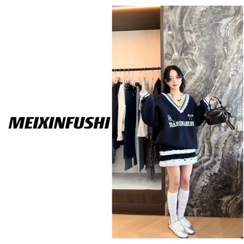 【Mei Xin】蕾丝V领花边卫衣短裙两件套/3131/D