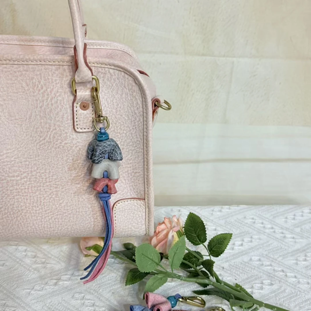 头层牛皮颜色随机风铃花挂件