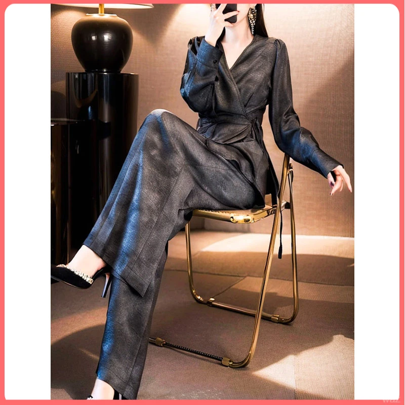 气质秋季穿搭高级感梨形身材别致收腰v领上衣阔腿裤两件套装女