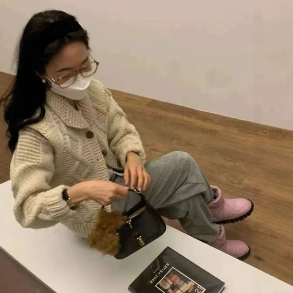 长袖保暖发热女纽扣加厚纯色毛衣百搭开衫秋冬