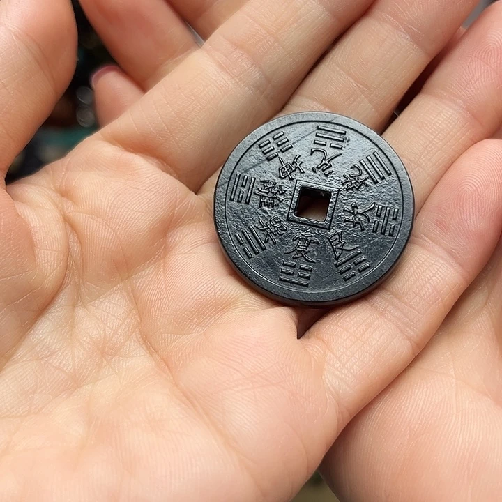 沧***澜和田玉（墨玉）未镶嵌颈饰山鬼