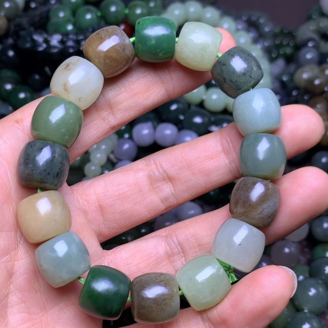 和田玉未镶嵌手串