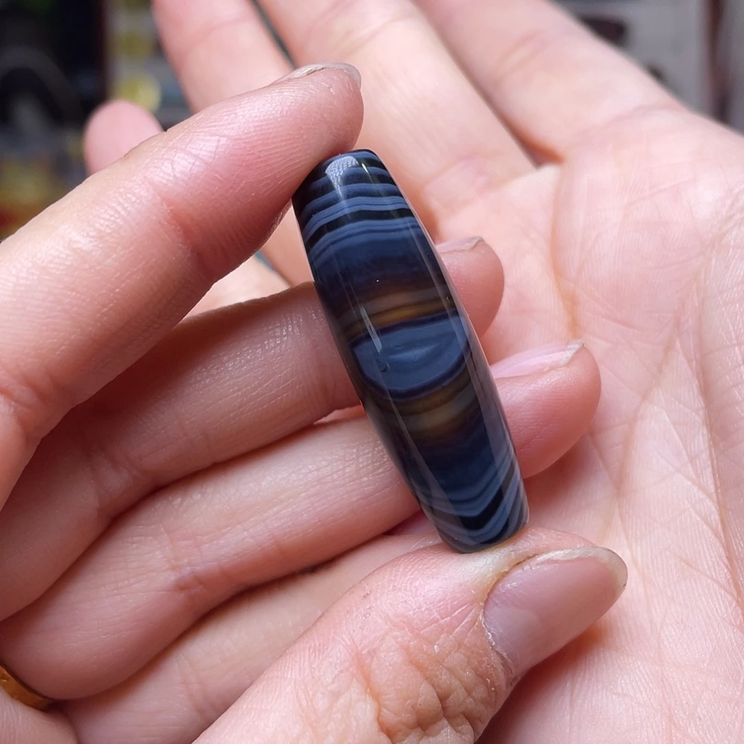 佛***系玛瑙/玉髓未镶嵌珠宝奇石