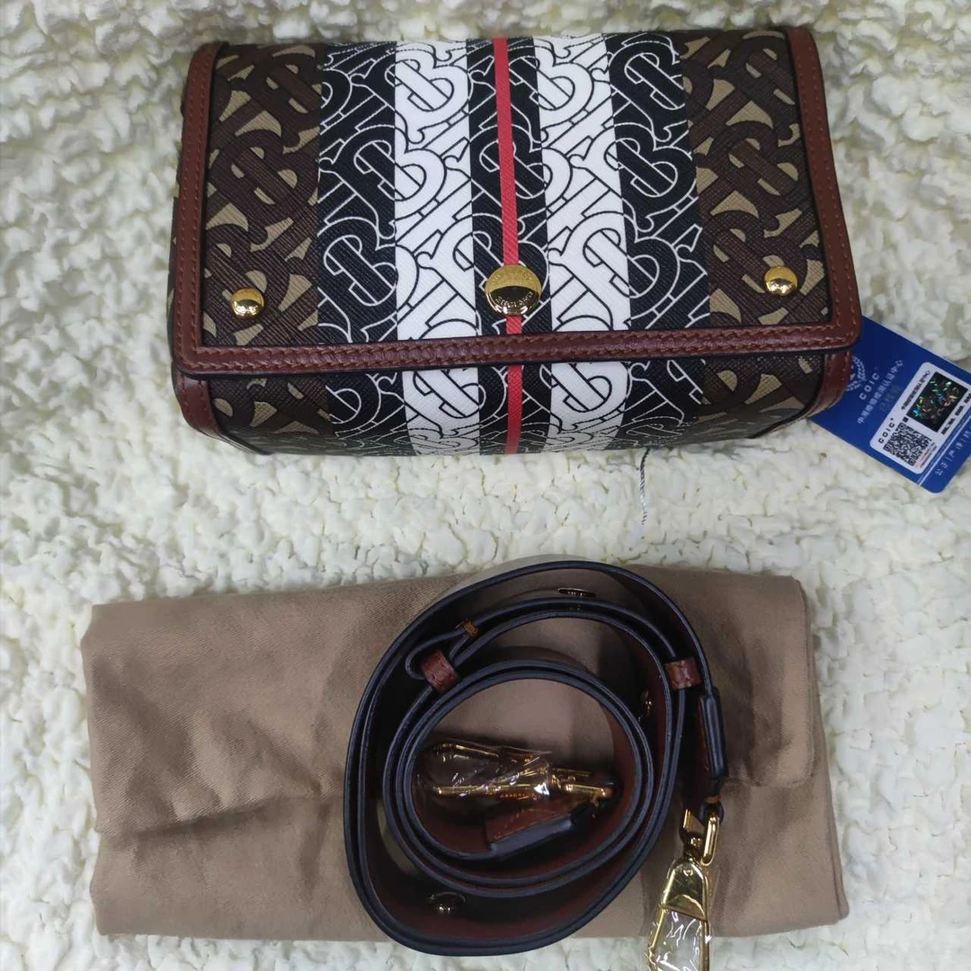 95新 BURBERRY/博柏利 小野专属/单肩包/TL3010