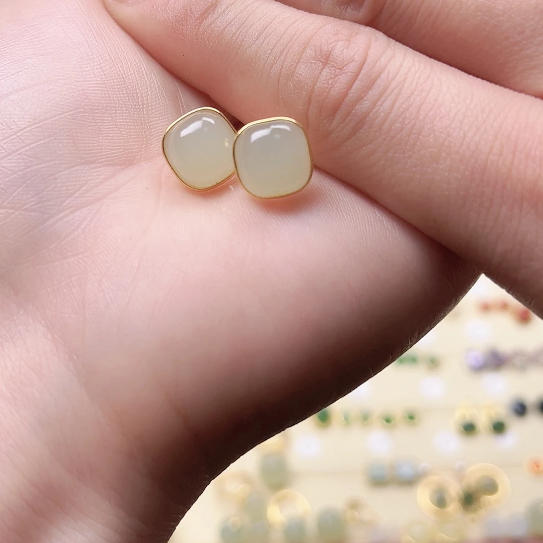 和田玉银S925镶嵌耳饰