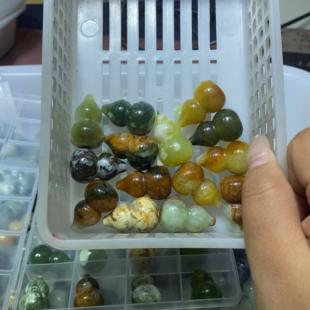 合金蛇纹石玉颈饰252