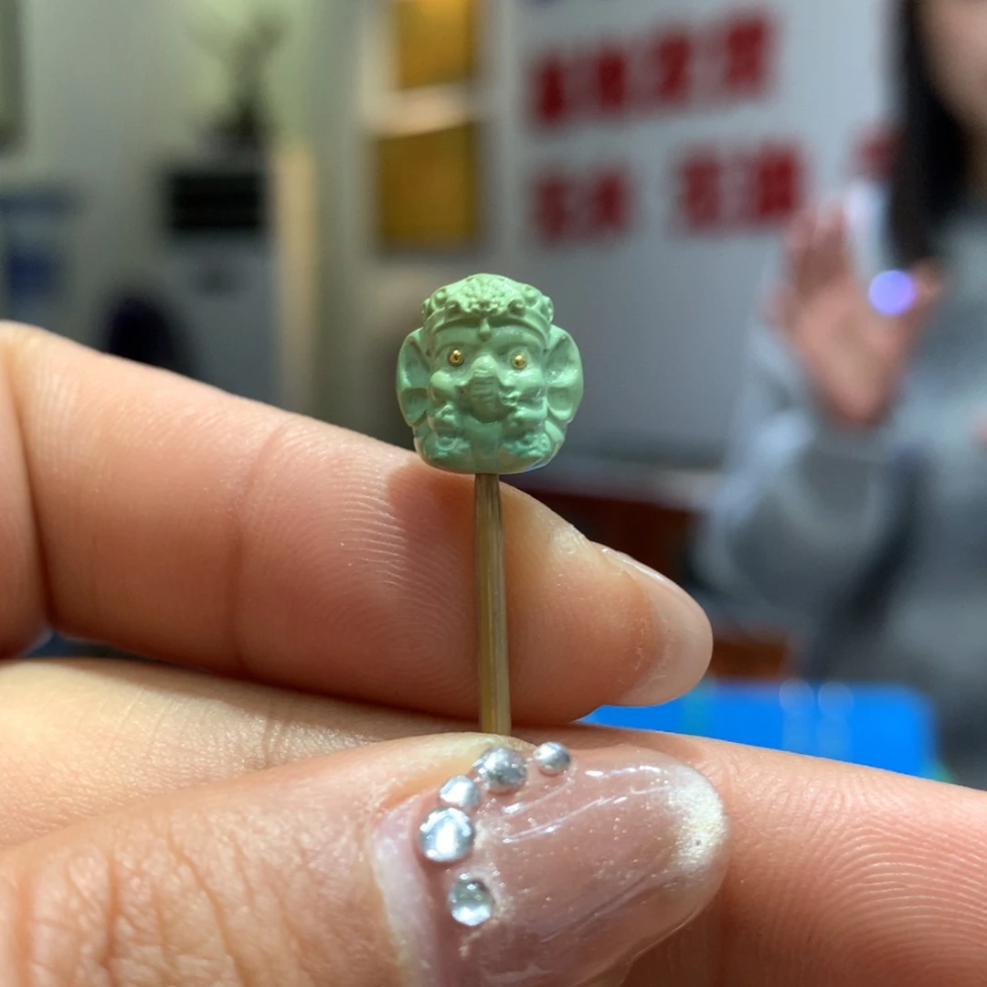 绿松石配饰未镶嵌