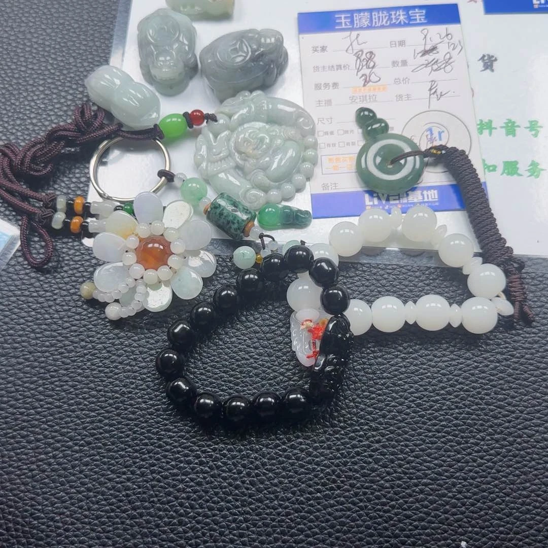 ༒***》翡翠未镶嵌颈饰串送