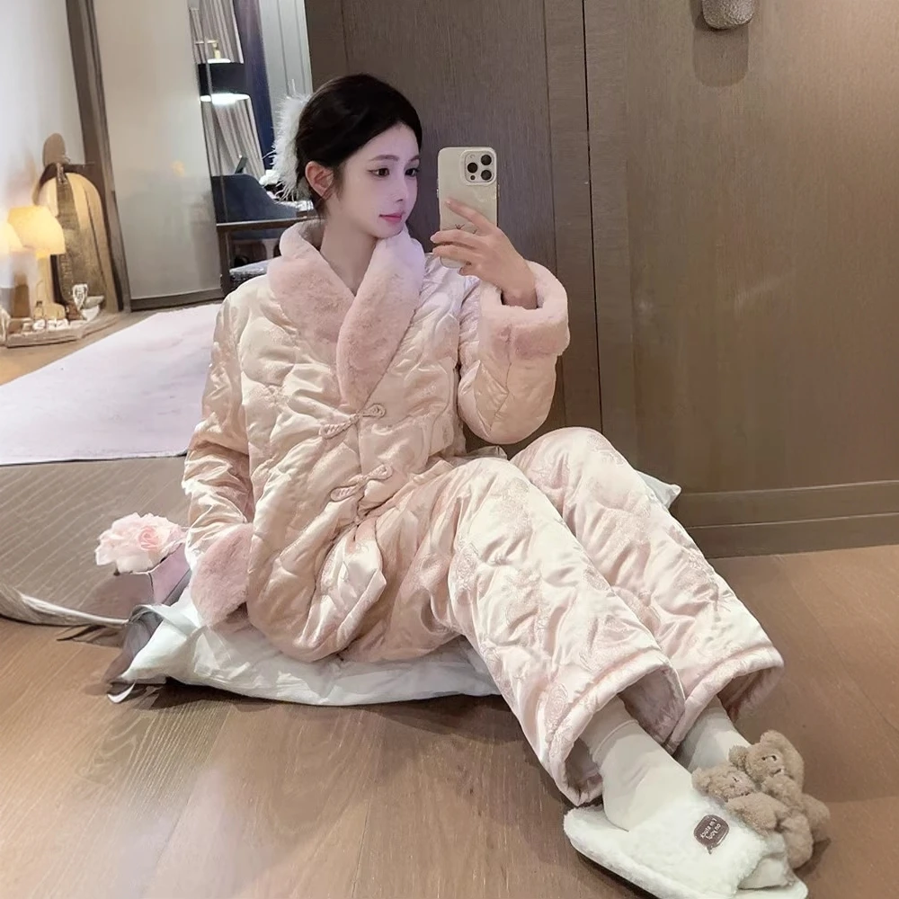 新中式珊瑚绒睡衣女冬季三层夹棉2025新款复古国风毛领加厚家居服