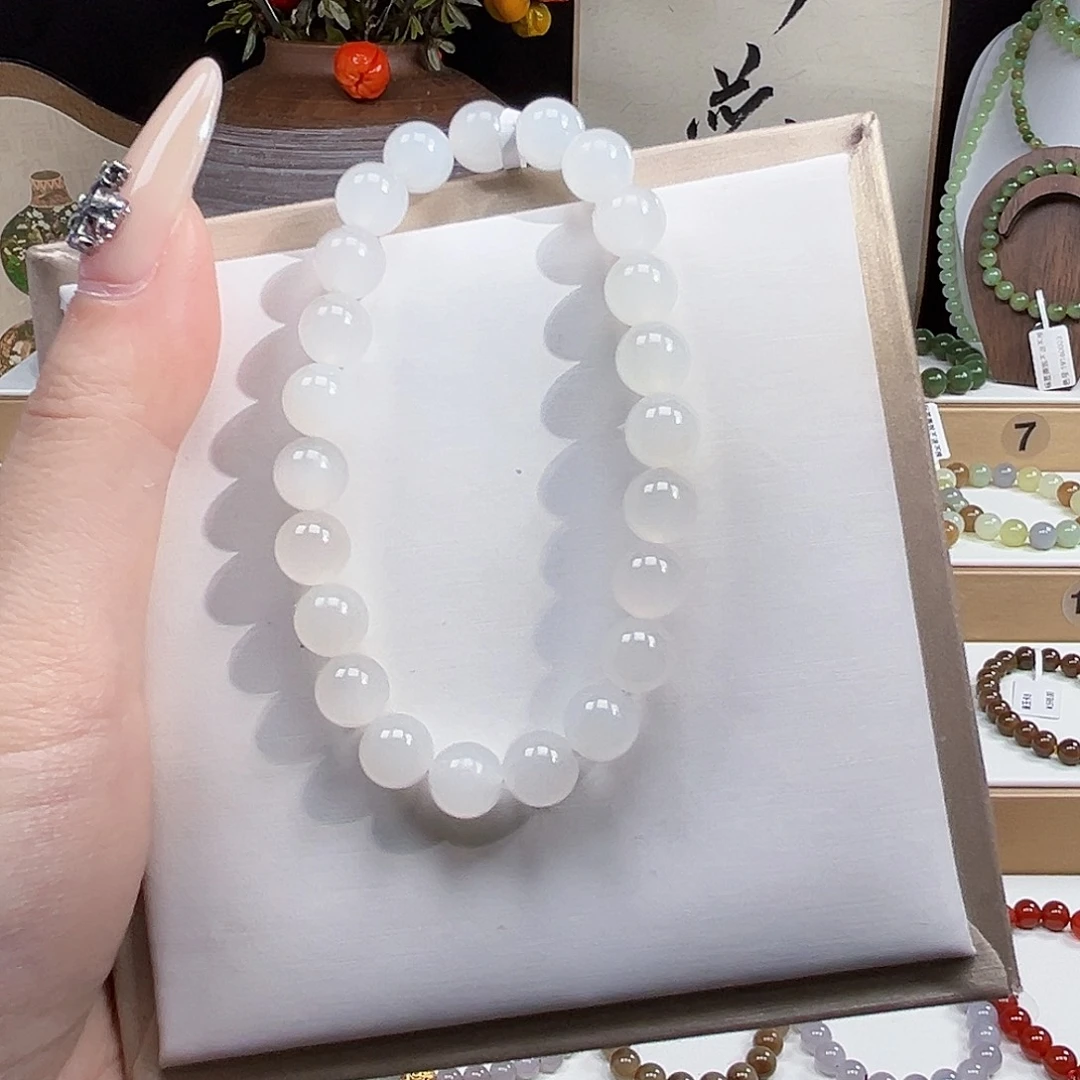 毛***-和田玉未镶嵌手串