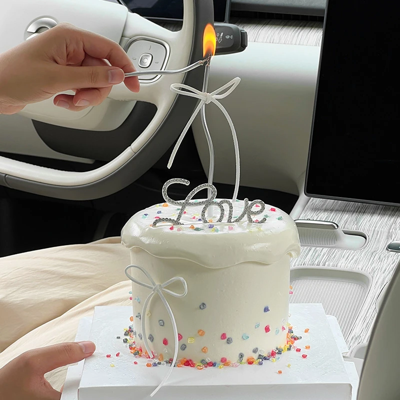 2025情人节蛋糕装饰网红钻石砂糖装扮毛毡带钻love2.14告白插件