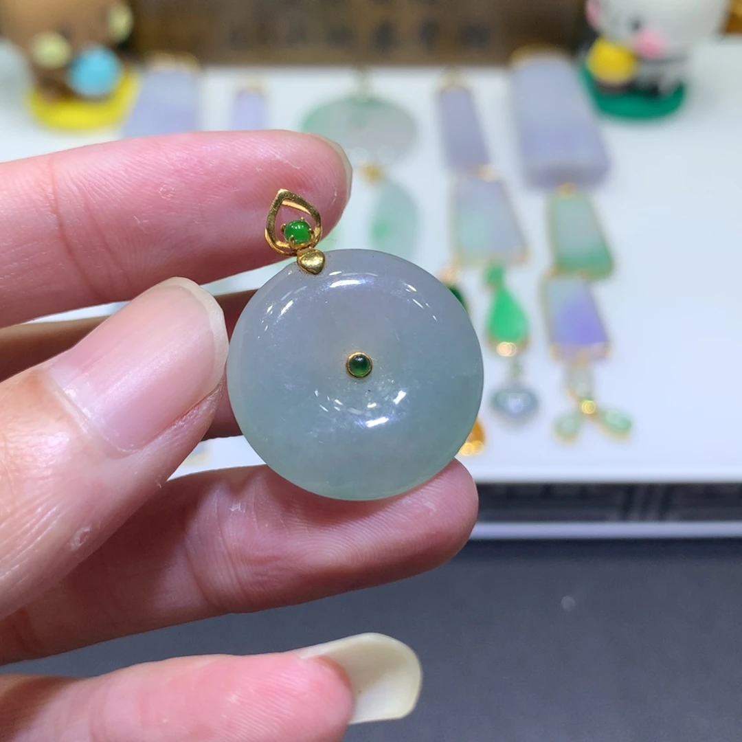 翡翠18K金镶嵌吊坠(不含链)