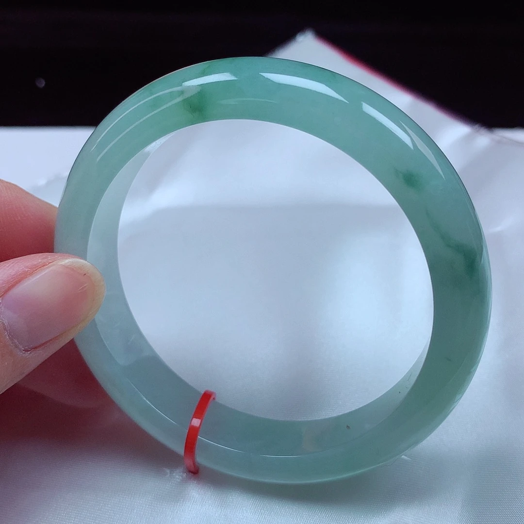 翡翠手镯未镶嵌58-59圈