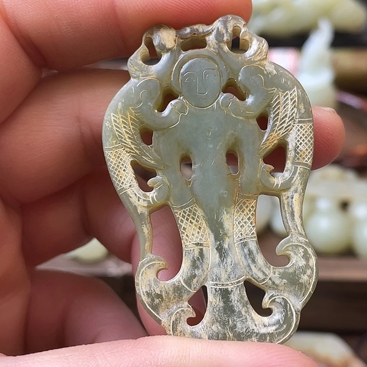 和田玉（糖玉）未镶嵌颈饰