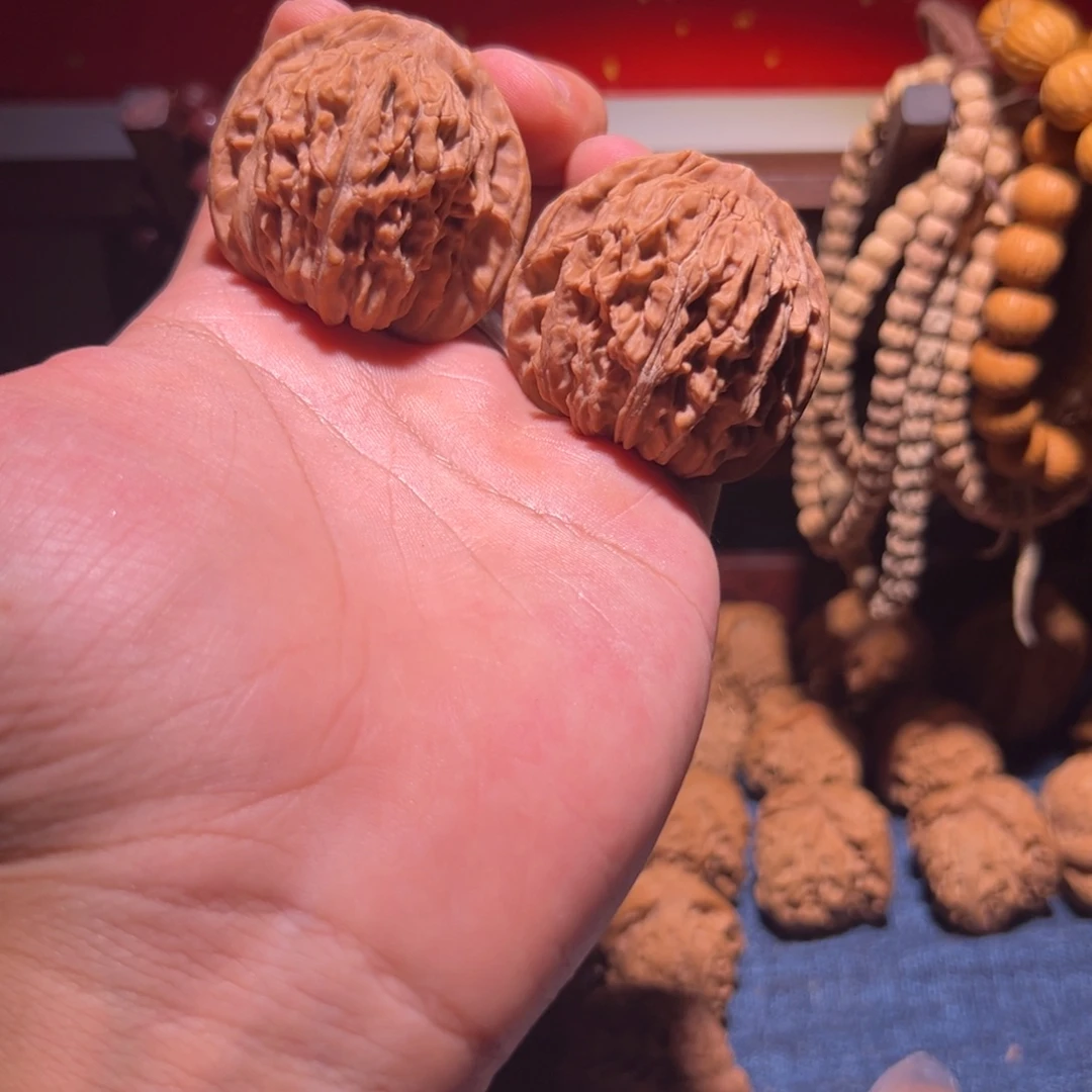 吊坠文玩核桃44全品红皮山地四座楼