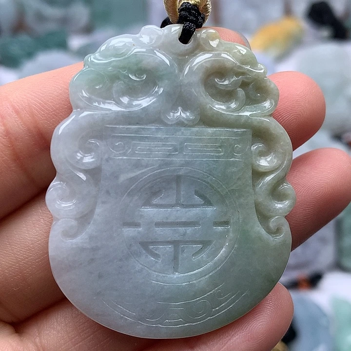 翡翠未镶嵌颈饰仿古龙行天下福利