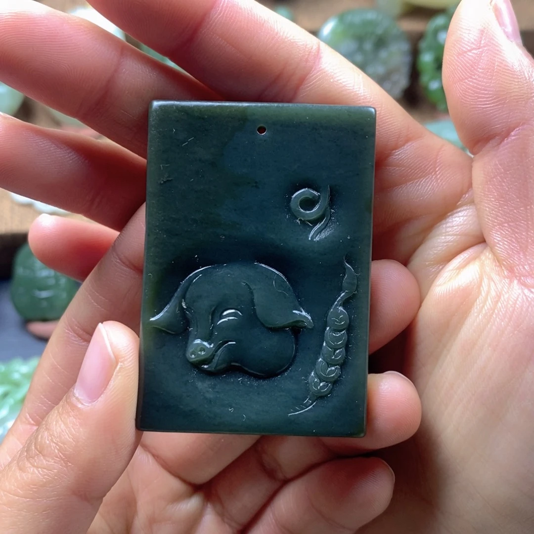 未镶嵌和田玉挂件