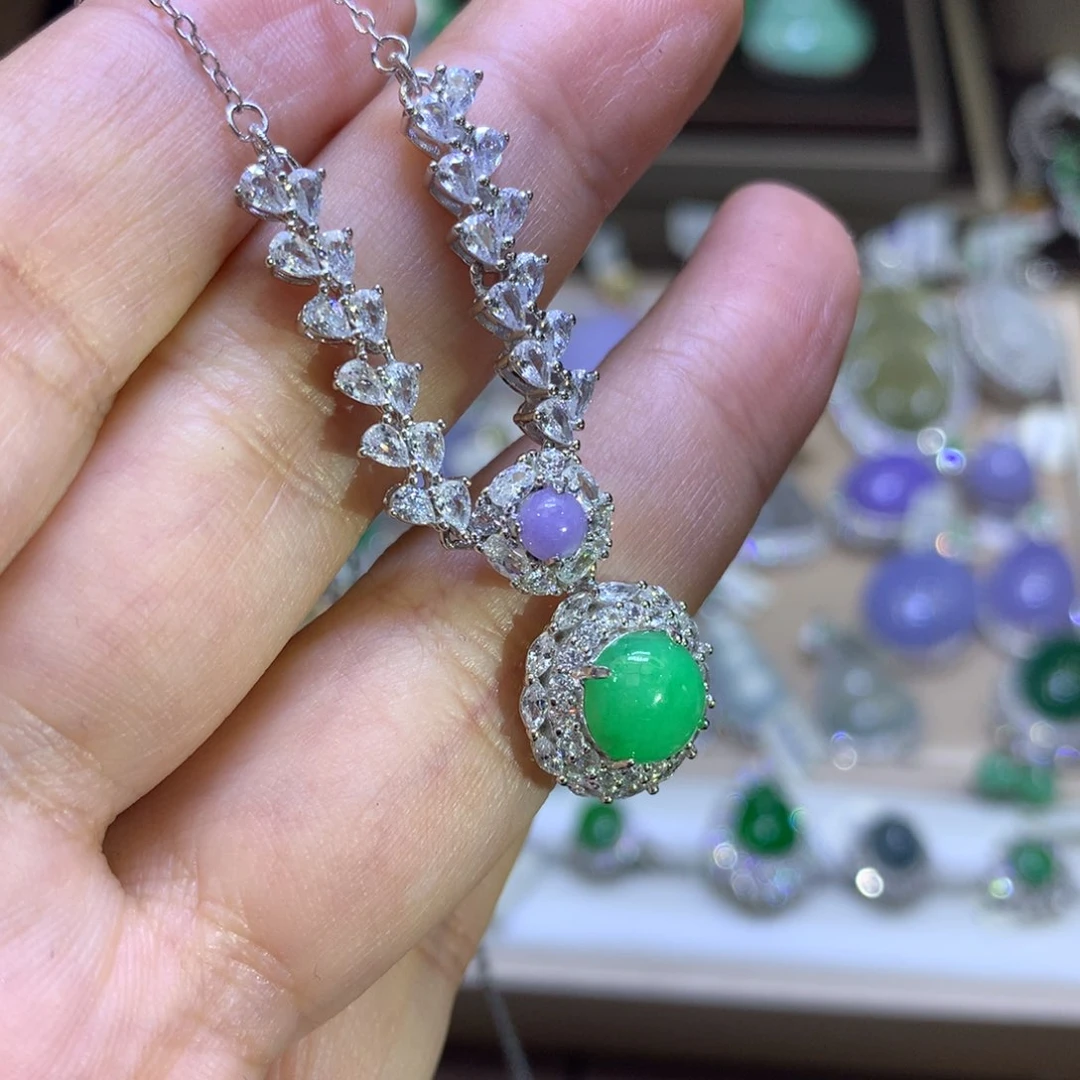 翡翠颈饰银S925镶嵌翡翠吊坠