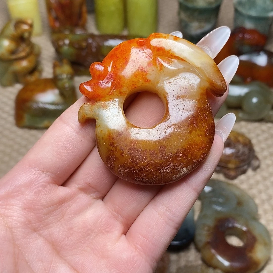 未镶嵌蛇纹石玉颈饰