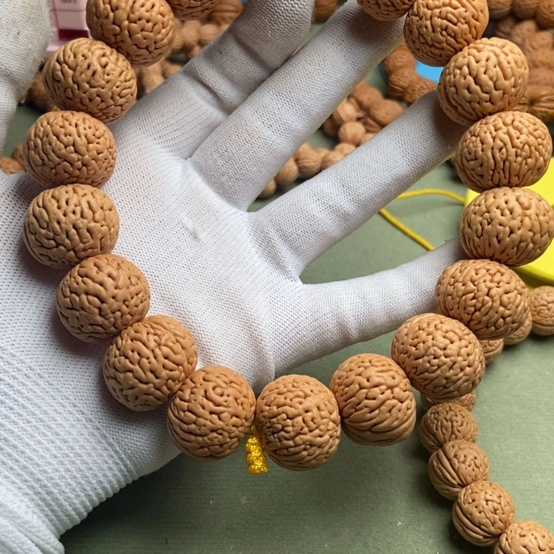 刚***子吊坠桃核白月光桃核手持毕业款