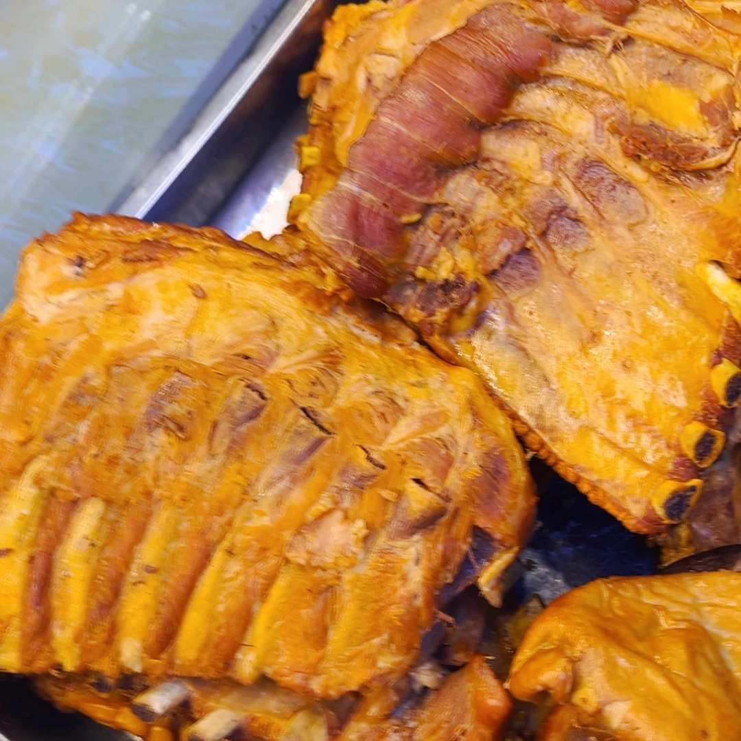 2斤熏酱排骨特价99包邮