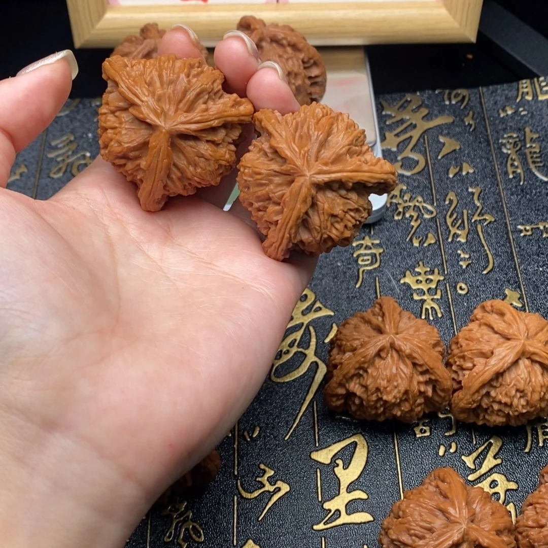 自***地文玩核桃吊坠111111111111