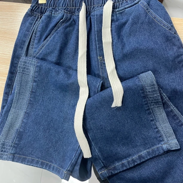 简约时尚宽松直筒松紧牛仔裤