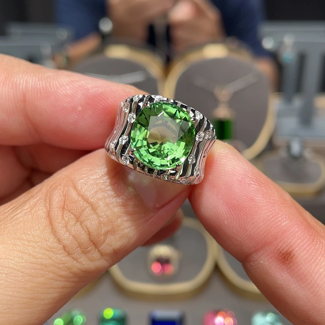 碧玺戒指18K金镶嵌7.38ct