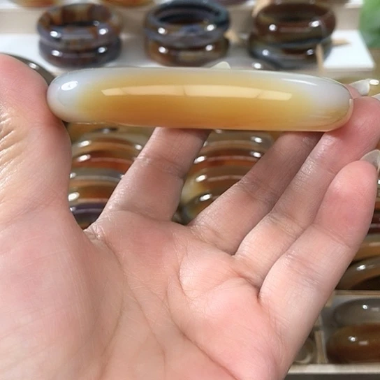 玛瑙/玉髓未镶嵌手镯