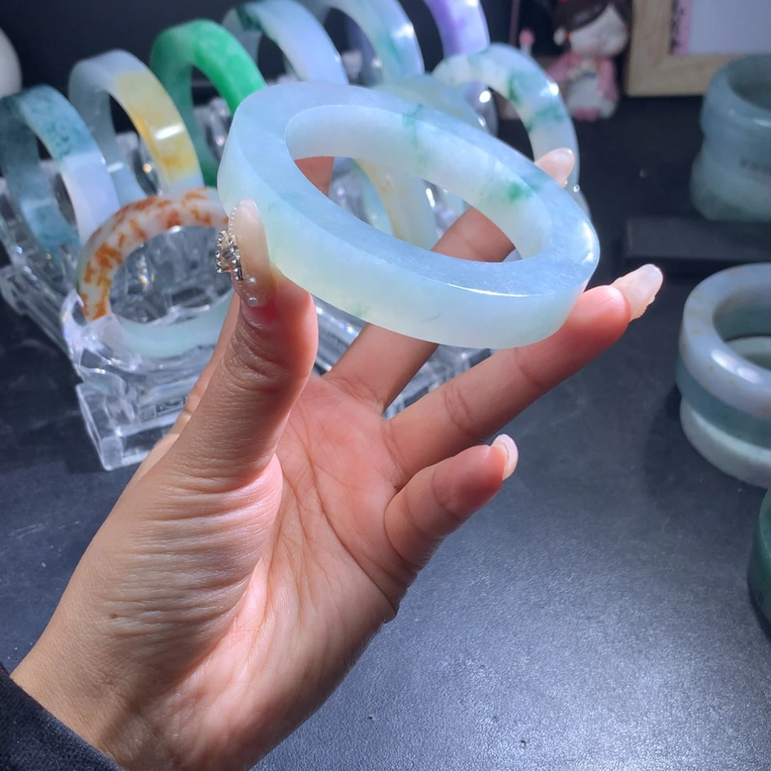 定制翡翠手镯未镶嵌