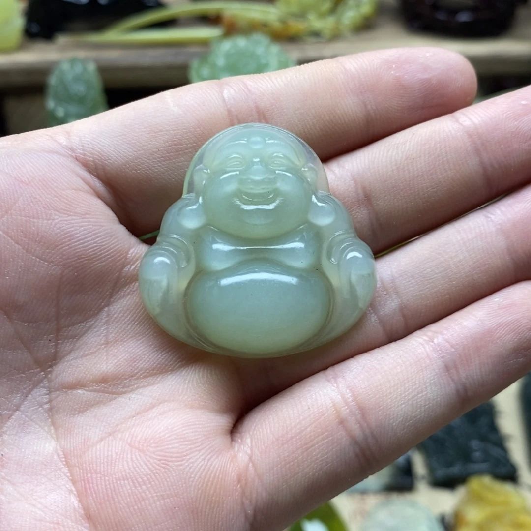 岫玉未镶嵌佛公吊坠敏*三