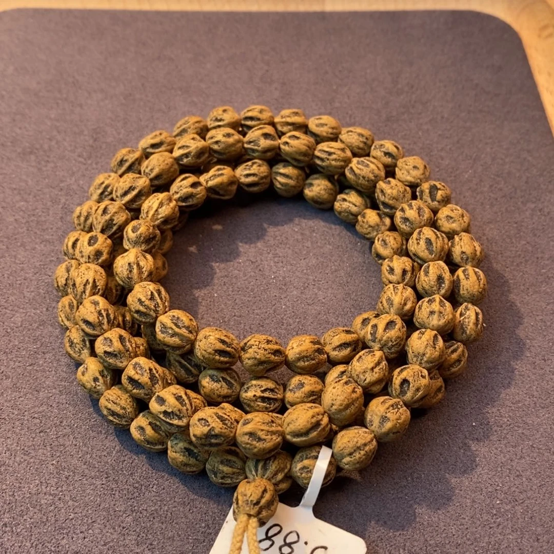 D***d吊坠柏香籽/百香籽