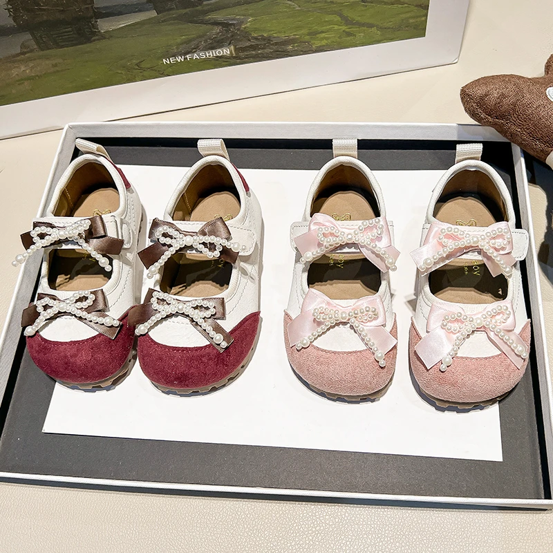 女童鞋子玛丽珍运动鞋2025秋款儿童芭蕾德训鞋软底女宝宝皮鞋公主