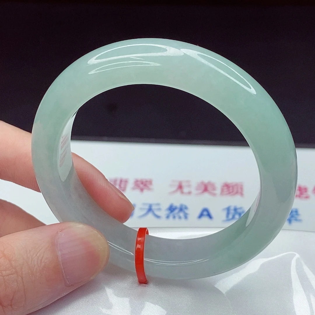 翡翠未镶嵌手镯56圈