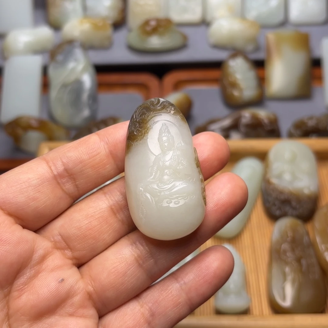 和田玉（糖玉）颈饰未镶嵌晓*