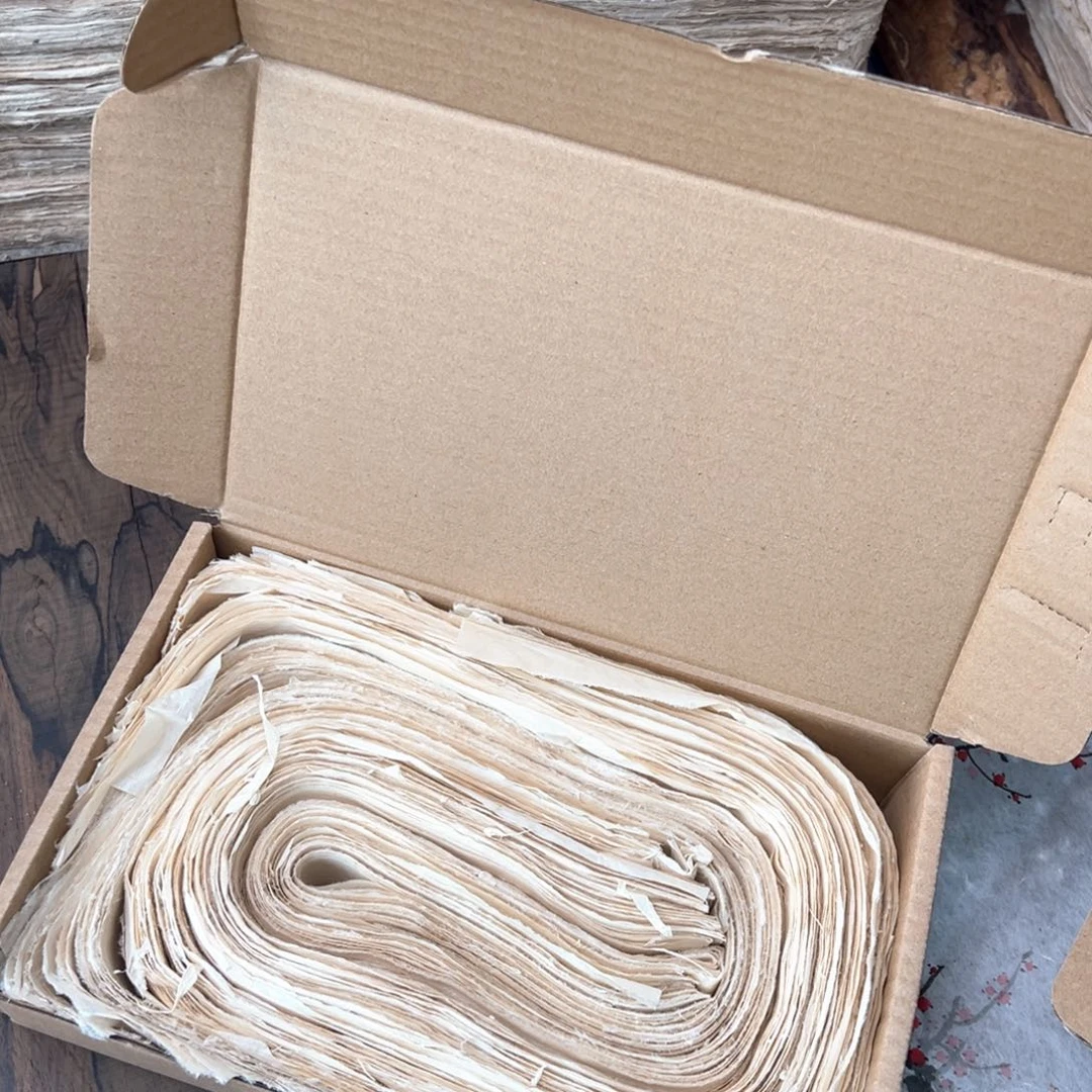 A267蝉翼纸边边一盒。3厘米左右，70厘米长度