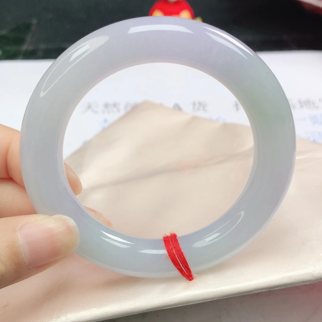 翡翠未镶嵌手镯（圆镯）