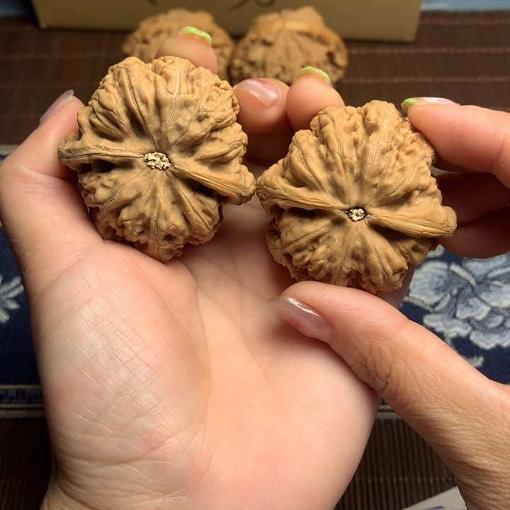吊坠文玩核桃白*粗筋