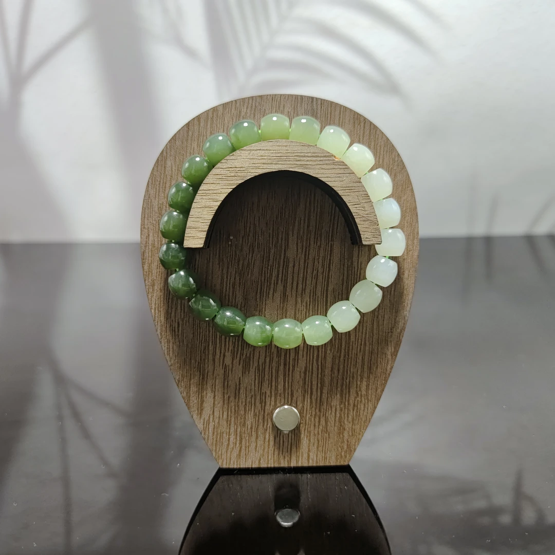 T和田玉渐变桶珠手串（卡8）4614