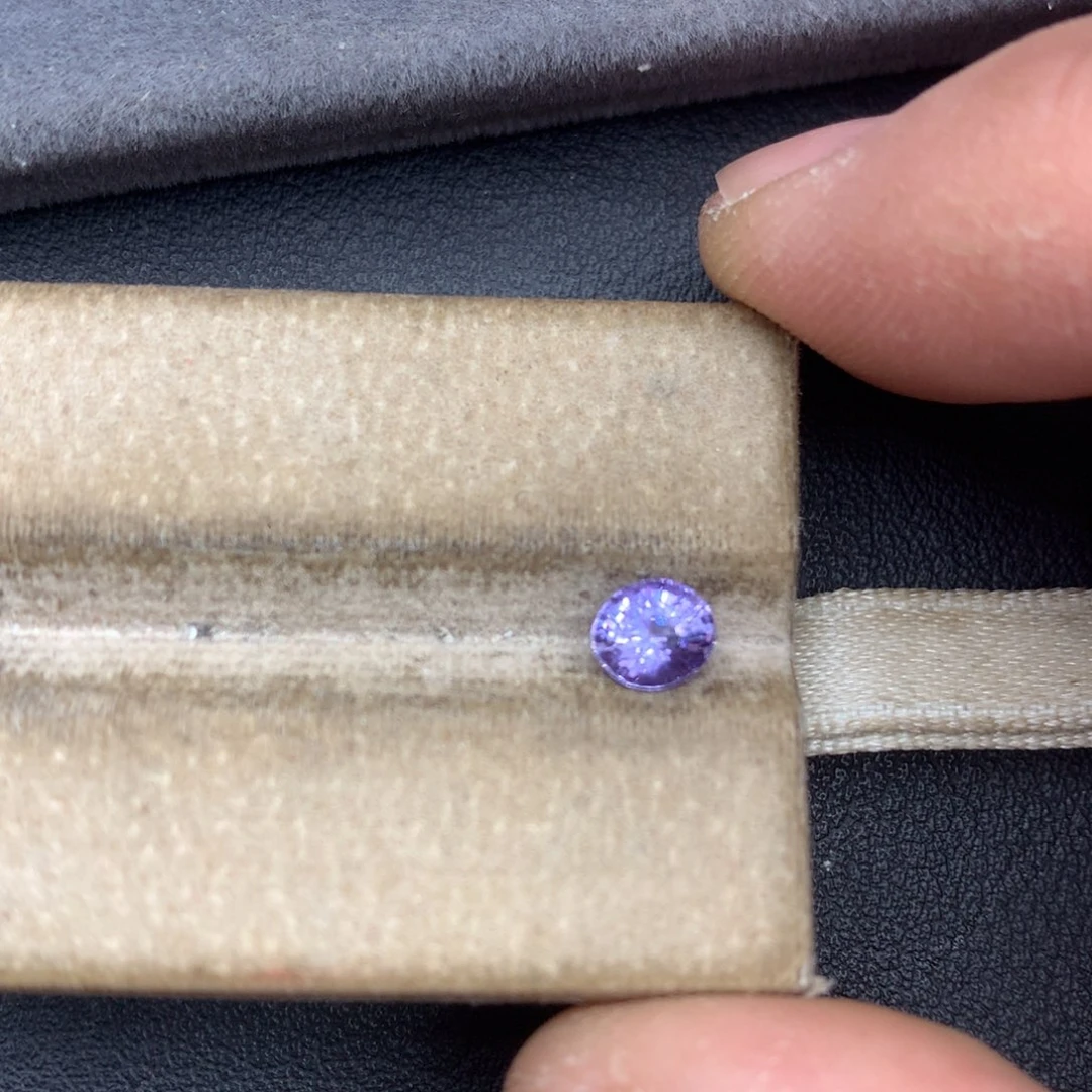 裸石蓝宝石0.75ct无烧